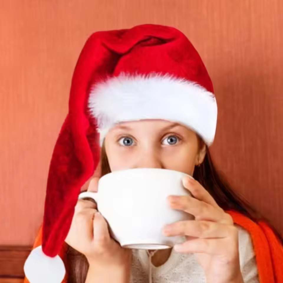 قبعة عيد الميلاد المخملية الطو - مراجعة Santa Hat Plush وسعره