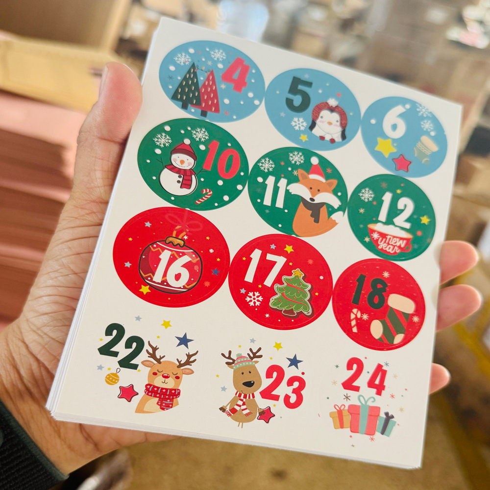24 قطعة عيد الميلاد الديكور تق - مراجعة Advent Calendar Gift وسعره